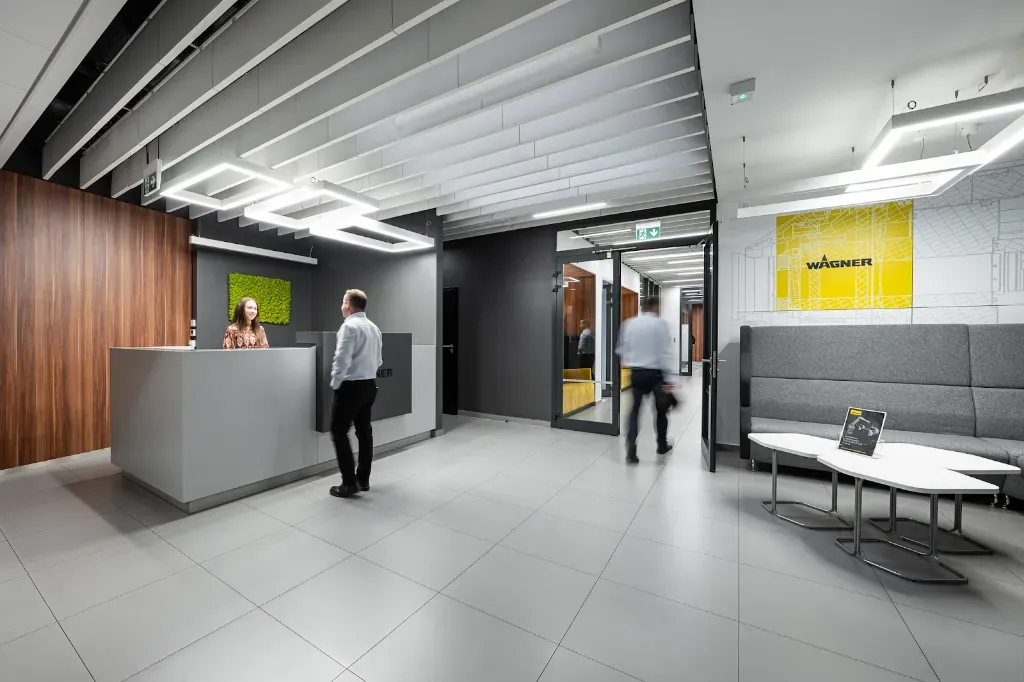 Fotografia przemysłowa: Jak profesjonalne zdjęcia mogą podnieść wartość Twojej marki? 